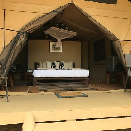 Back Of Beyond Dune Camp יאלה מראה חיצוני תמונה